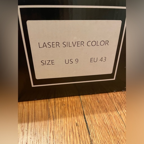 Moonlight Roller Skates - Picture 4 of 5